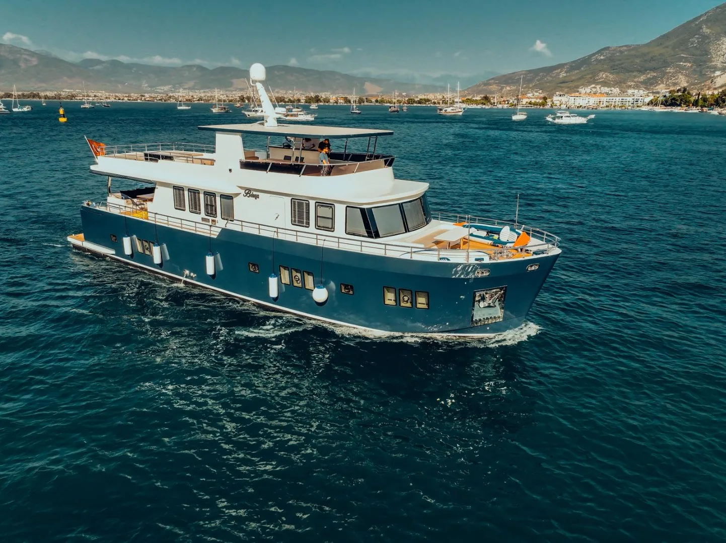 Beluga Trawler Göcek — photo 1